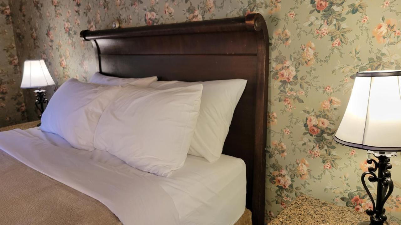 The Elizabeth Inn And Restaurant Bethel Extérieur photo